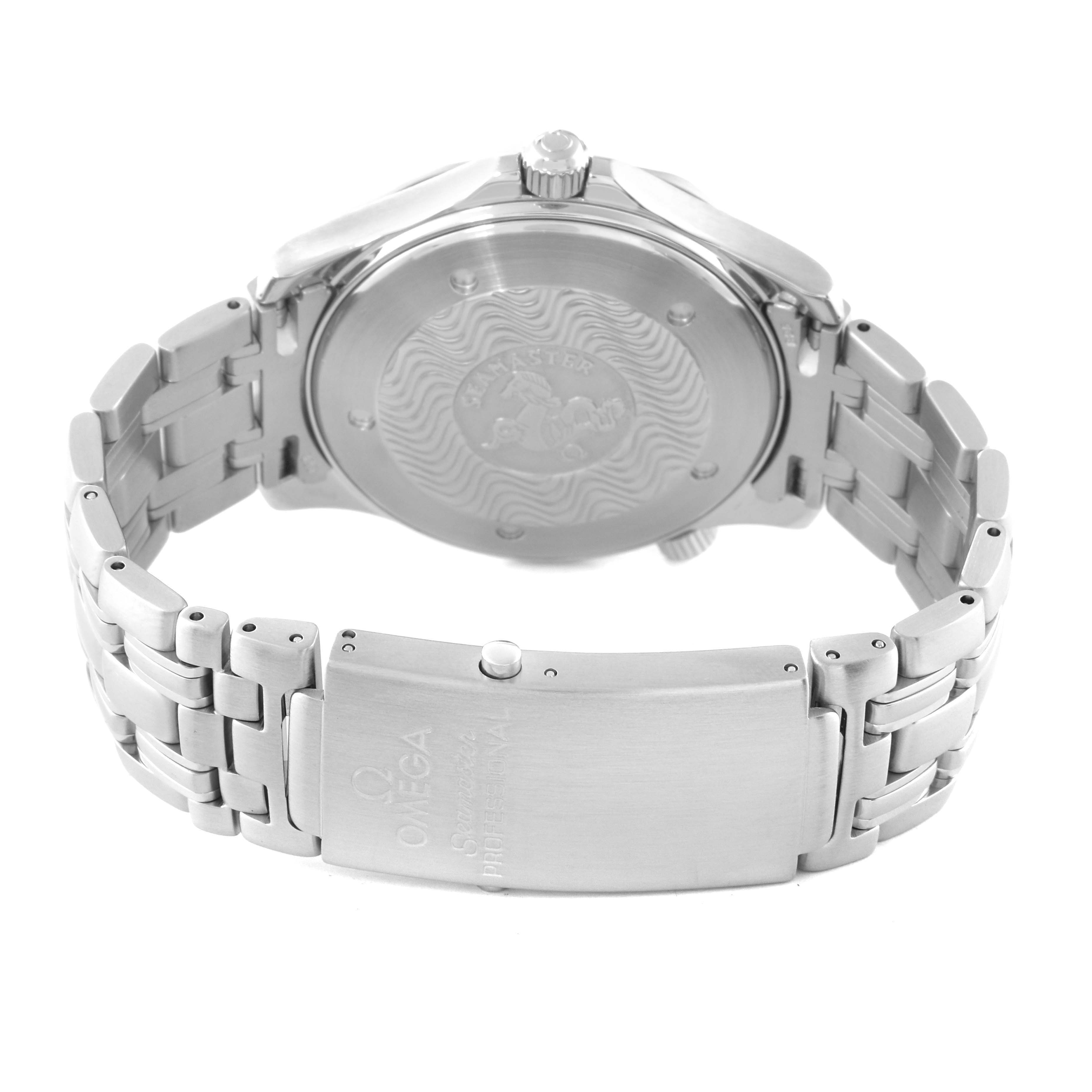 The image shows the back view of an Omega Seamaster 2541.80.00 Men
s Stainless Steel Blue Dial 2541.80.00 Men
s Stainless Steel Blue Dial watch, featuring the case back and metal bracelet with the clasp.