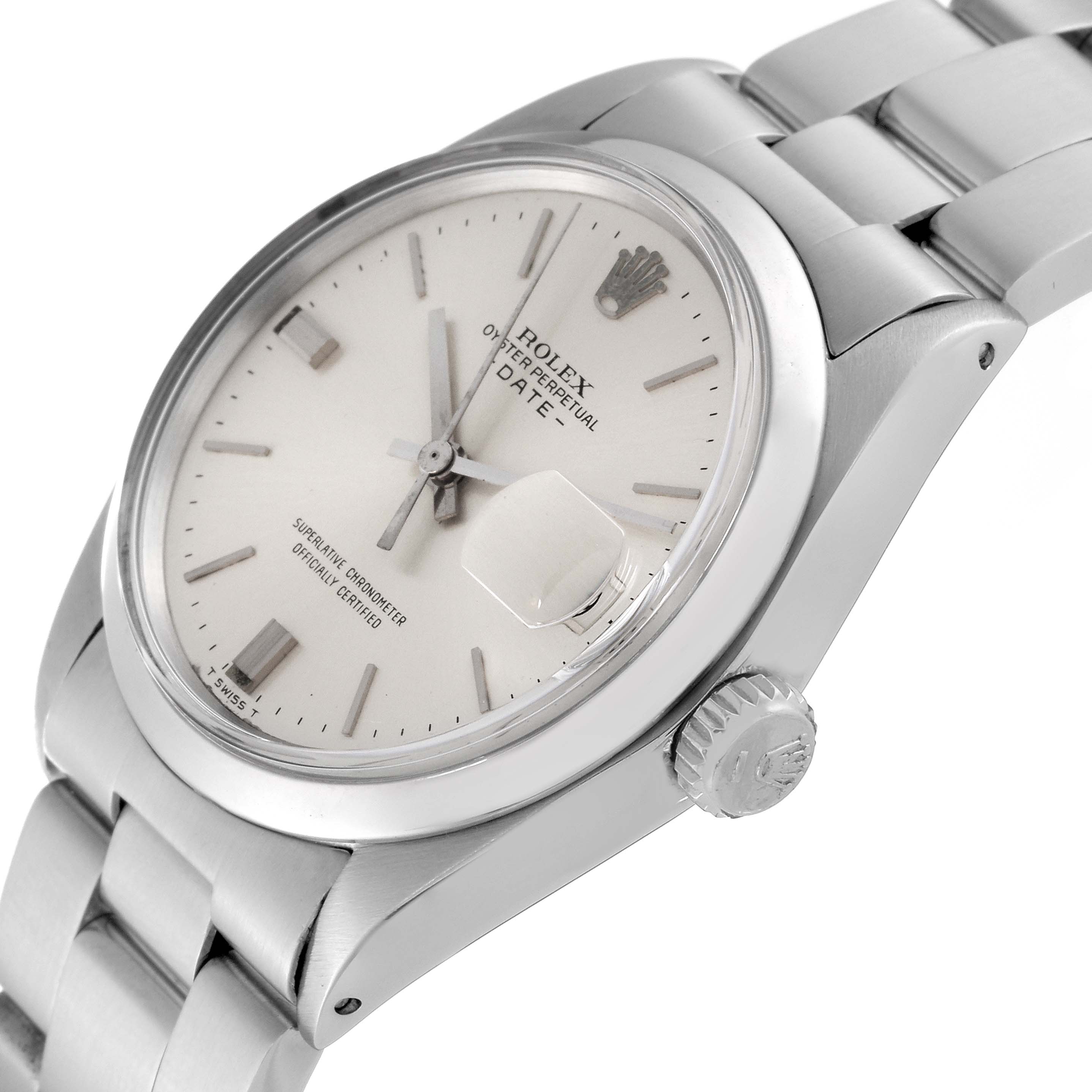 The image shows a side view of the Rolex Vintage Collection 1500 Men's Stainless Steel Silver Dial 1500 Men's Stainless Steel Silver Dial model, highlighting the dial, bezel, and bracelet.