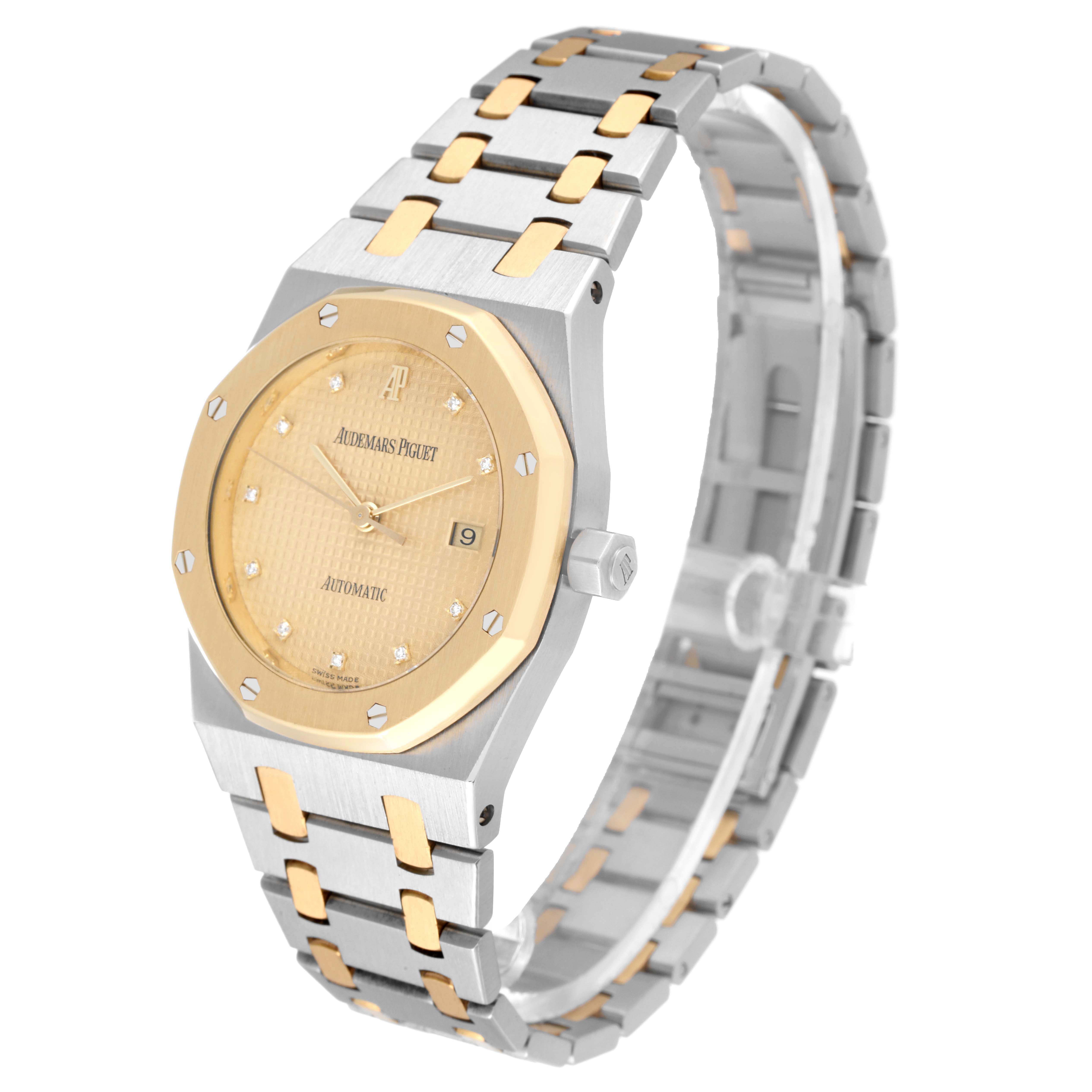 The image shows a Royal Oak watch by Audemars Piguet at a three-quarter angle, displaying the face, bezel, and bracelet.