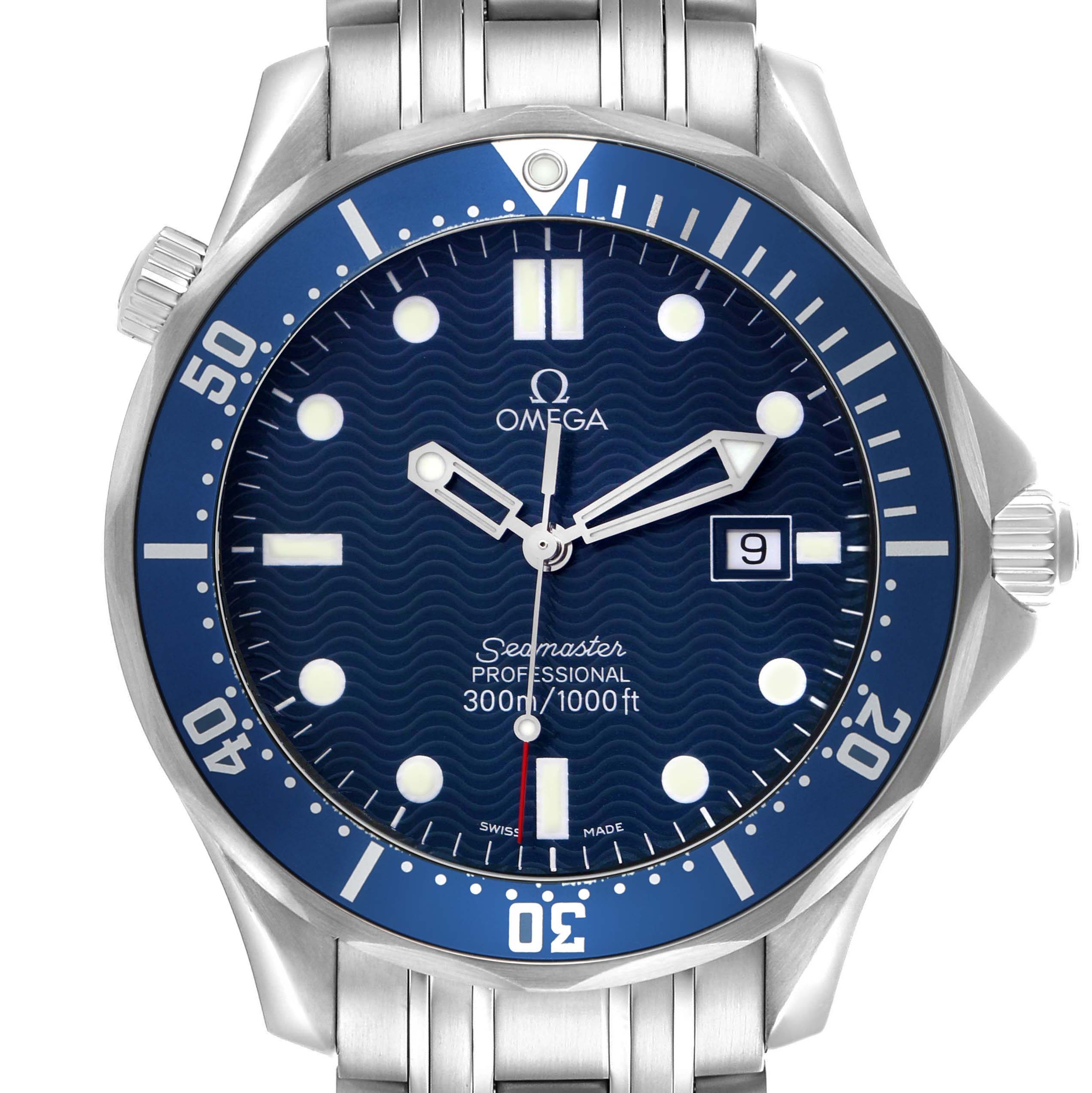 The image shows a front view of an Omega Seamaster 2541.80.00 Men
s Stainless Steel Blue Dial watch displaying its face, bezel, and bracelet.