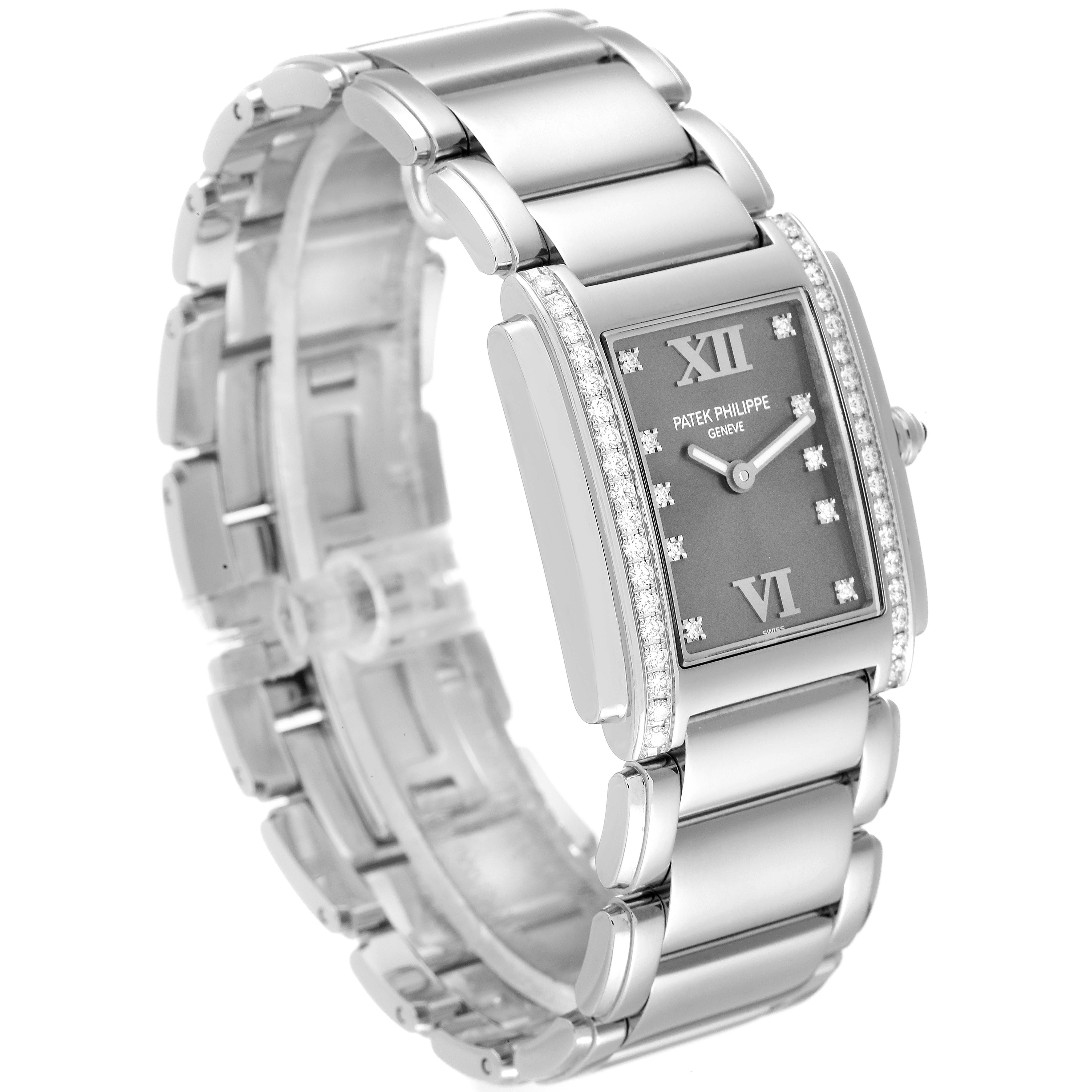 This image shows a Patek Philippe Twenty-4 4910/10A-010 Women
s Stainless Steel Grey Dial 4910/10A-010 Women
s Stainless Steel Grey Dial watch at a three-quarter angle with a detailed view of the bracelet and dial.