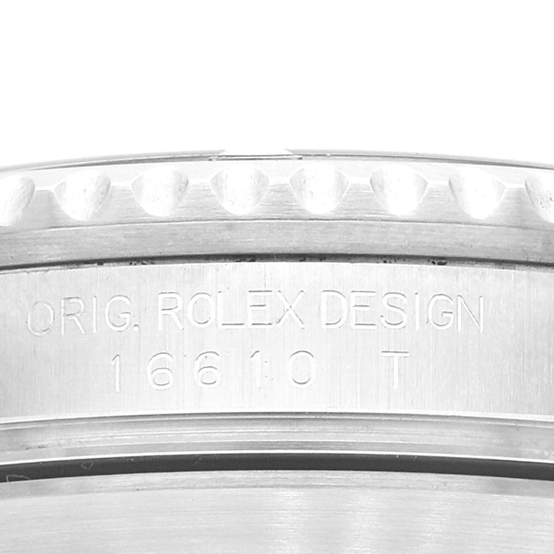 This image shows a close-up of the side of the bezel and the engraved model number "16610" on a Rolex Submariner 16610LV Men
s Stainless Steel Black Dial 16610LV Men
s Stainless Steel Black Dial watch.