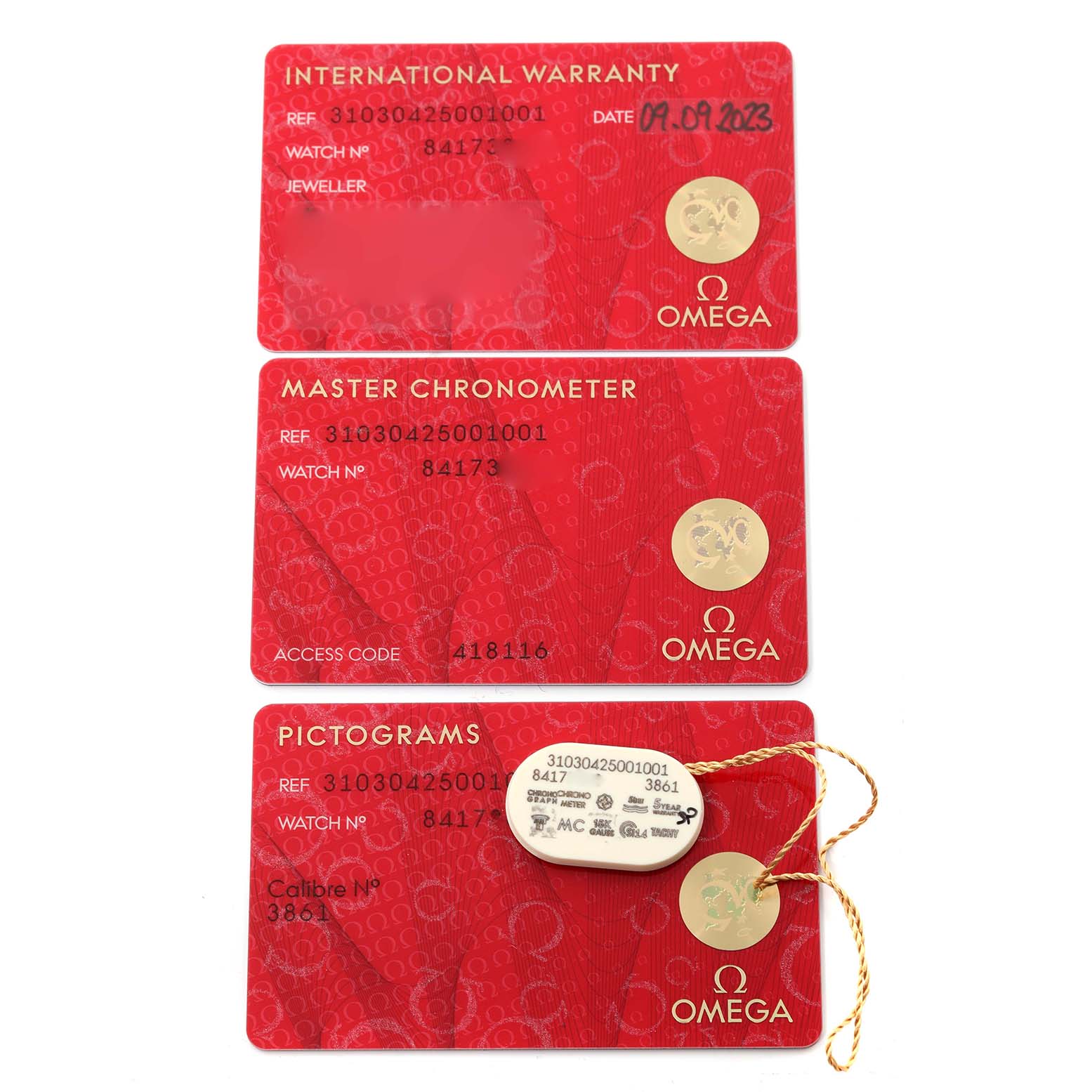 The image shows three red Omega Speedmaster 310.30.42.50.01.001 Men
s Stainless Steel Black Dial 310.30.42.50.01.001 Men
s Stainless Steel Black Dial Best Quality
ity cards: International Warranty, Master Chronometer, and Pictograms.