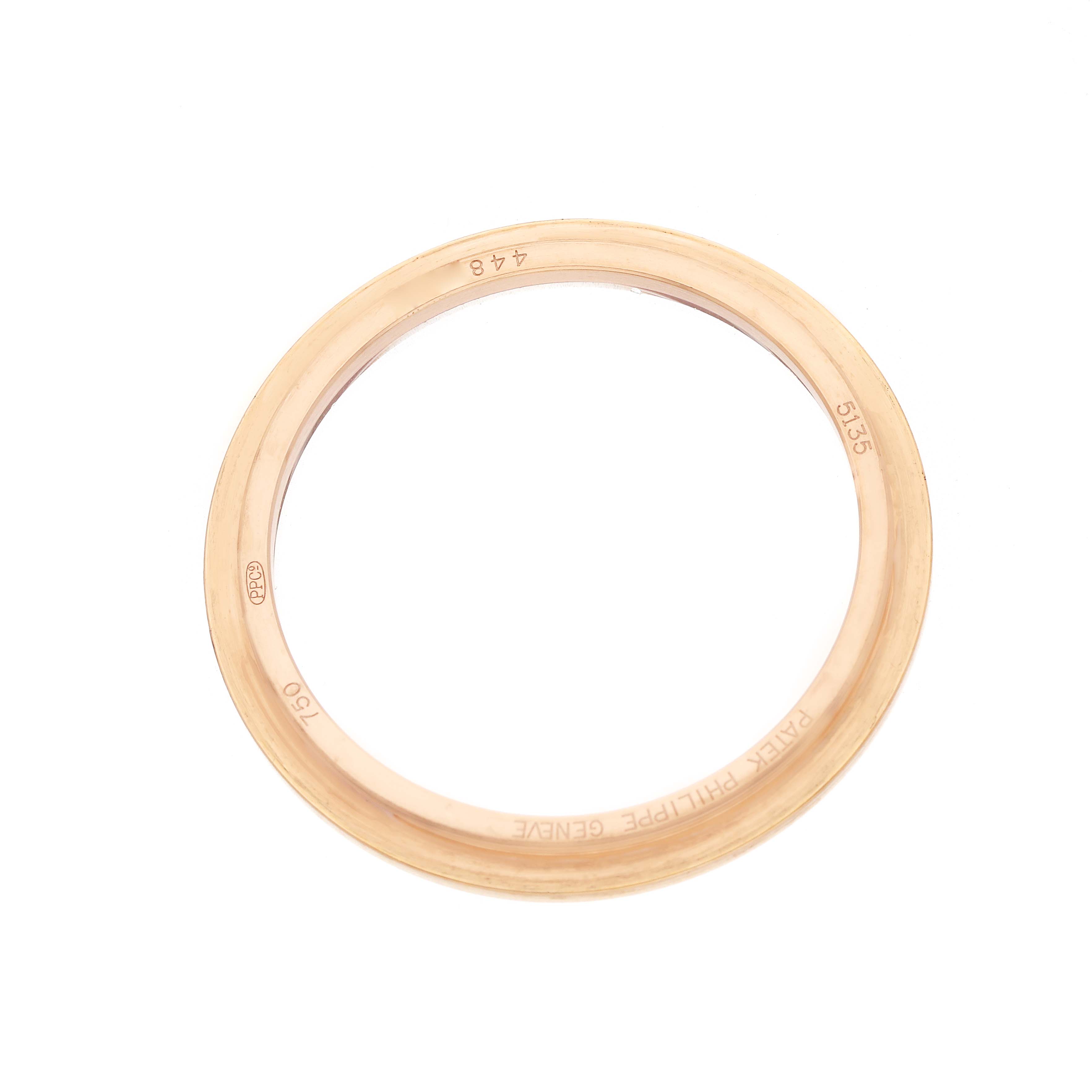 The image shows a top-down view of a watch bezel for the Patek Philippe Gondolo 5135R-001 Men
s Rose Gold White Dial model with engraved details.