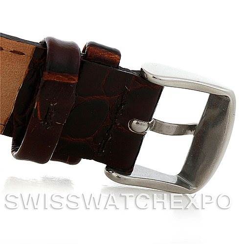 The image shows a side view of the buckle and leather strap of a Vintage model by Jaeger LeCoultre.