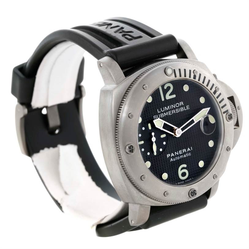 The image shows a Panerai Luminor Submersible watch at an angled side view, highlighting the face, bezel, and strap.