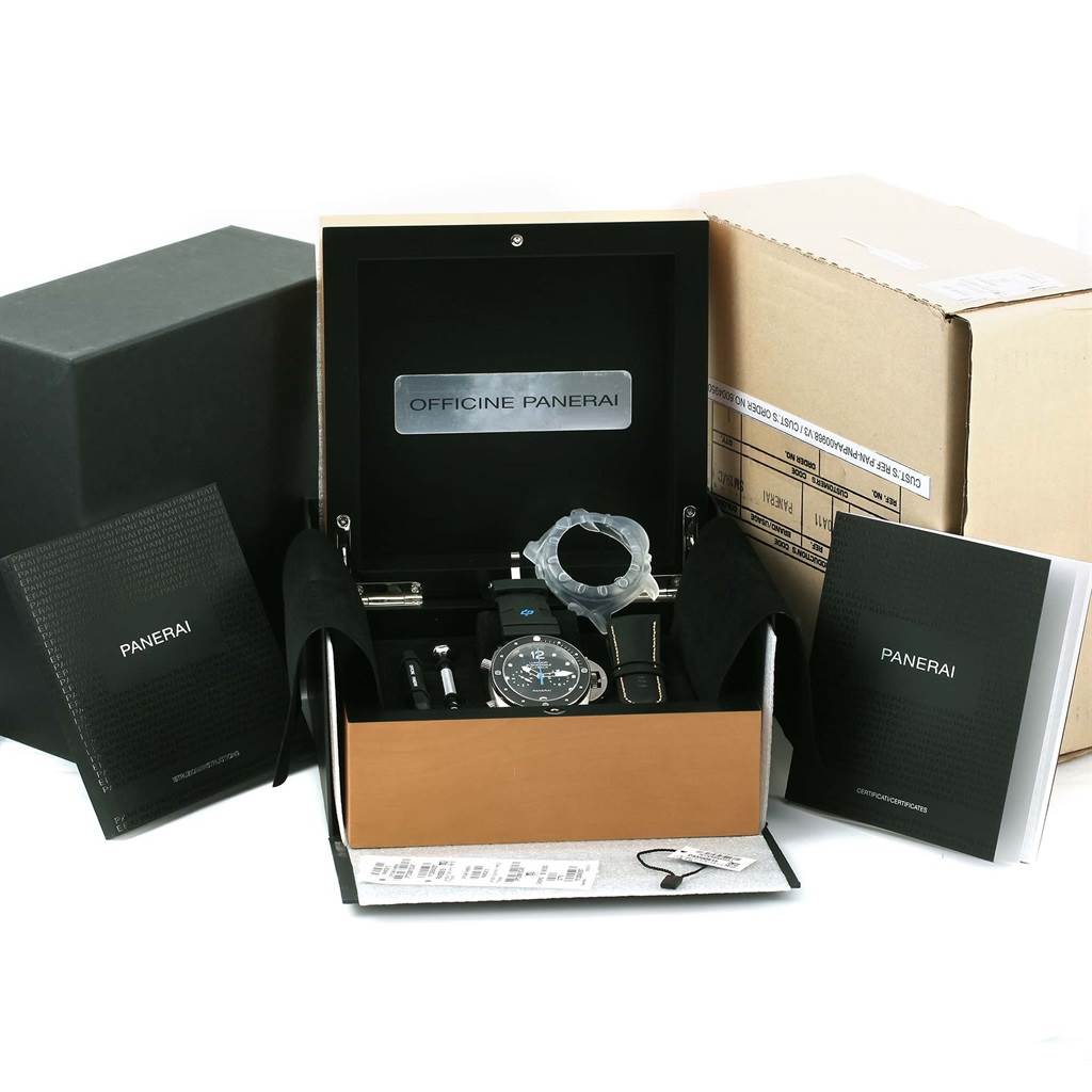 The image shows the Panerai Submersible PAM00615 Men's Titanium Black Dial PAM00615 Men's Titanium Black Dial watch in its box with accessories viewed from the front.