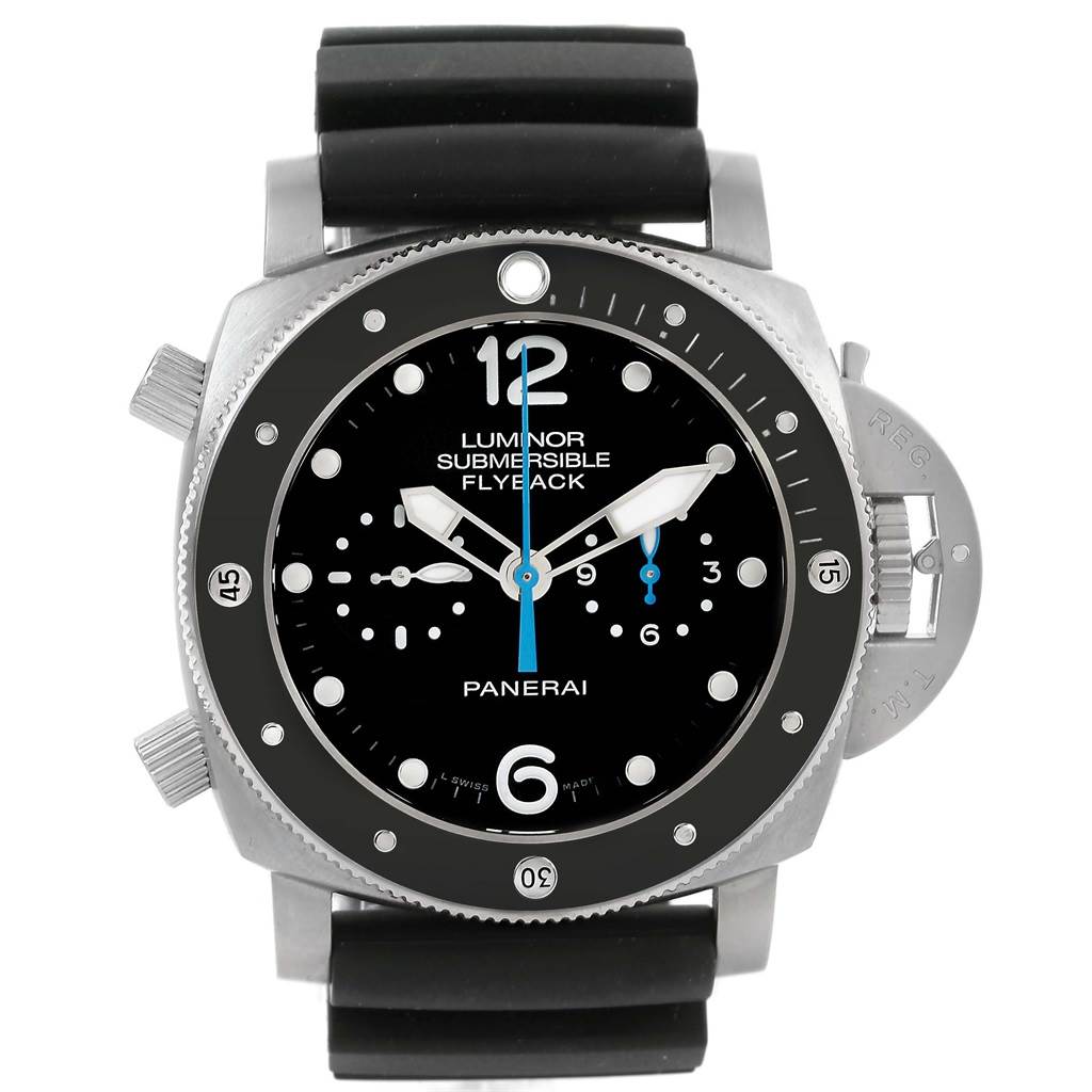 The image shows a front view of a Panerai Submersible PAM00615 Men's Titanium Black Dial PAM00615 Men's Titanium Black Dial watch, highlighting its black dial, bezel, and rubber strap.