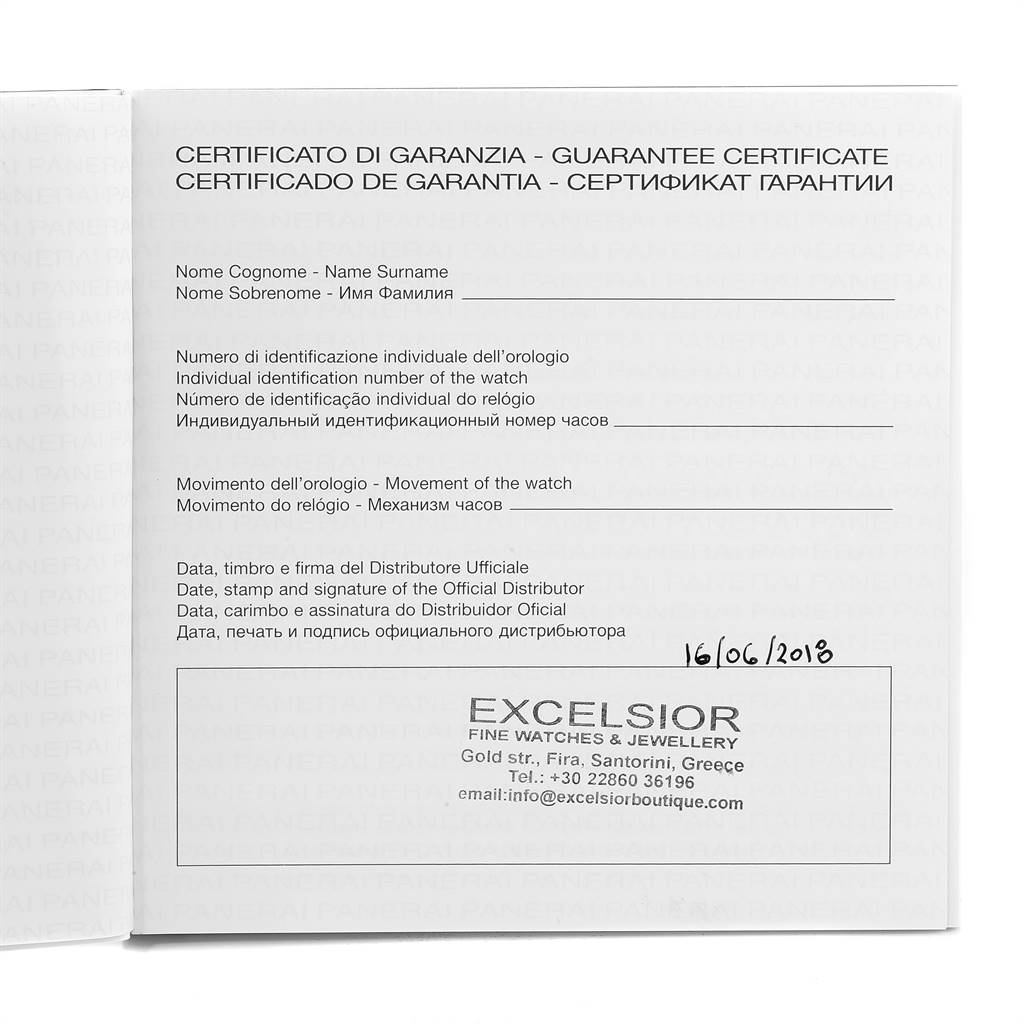 The image shows the guarantee certificate for a Panerai Submersible PAM00616 Men's Stainless Steel Black Dial PAM00616 Men's Stainless Steel Black Dial model watch.