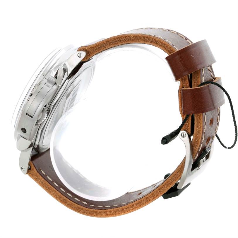 This image shows the side profile of a Panerai Luminor PAM00372 Men's Stainless Steel Black Dial PAM00372 Men's Stainless Steel Black Dial watch, focusing on its casing and leather strap.